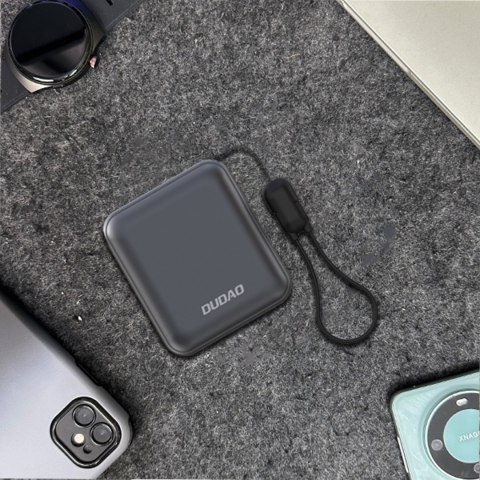 Powerbank K22+ 10000mAh z zawieszką kablem 22.5W USB-C - szary Powerbank K22+ 10000mAh z zawieszką kablem 22.5W USB-C - szary