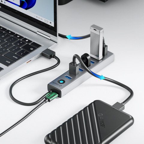 Hub CL7U-U3 rozdzielacz 7x USB-A USB-C 5V 3A 1m - szary Hub CL7U-U3 rozdzielacz 7x USB-A USB-C 5V 3A 1m - szary