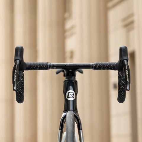 Owijka na kierownicę rowerową silikonowa perforowana z efektem kameleona - fioletowa